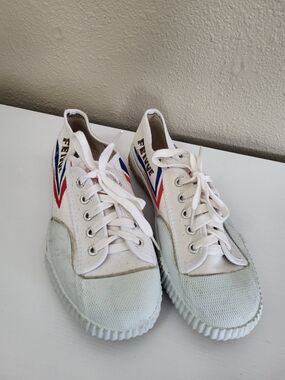 Feivue Top One Kung Fu Martial Arts Sneakers White Canvas Shoes EU40 US 7 Unisex